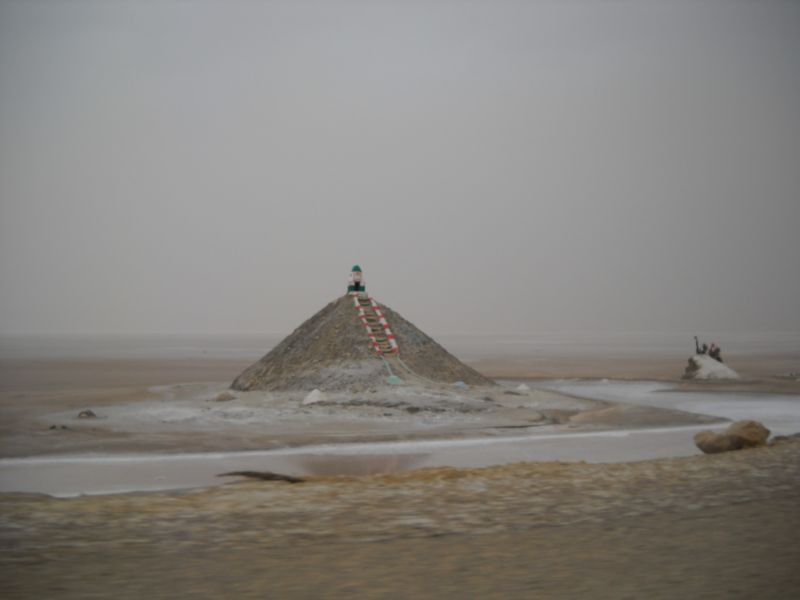 monument sur le chott al jerid